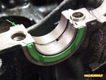 Cales de réglage du jeu latéral d'un vilebrequin sur un moteur Billancourt de Renault 4
