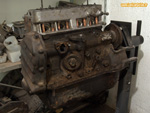 Préparation au demontage d'un moteur Billancourt de Renault 4