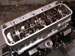 Restauration du moteur Billancourt 850cm3 pour la 4L F4 Sinpar