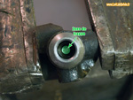 Dépose du piston sur limiteur de freinage asservi 4L