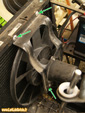 Vis du support de ventilateur radiateur de Renault 4 moteur Cléon